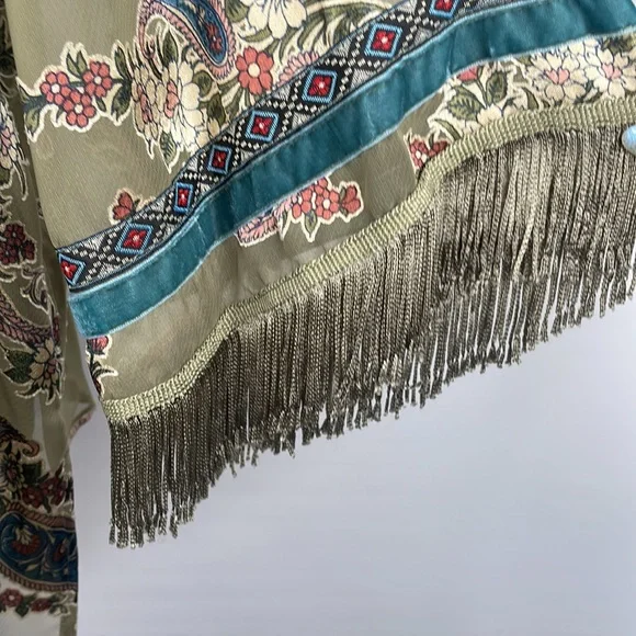 Multiples - Picture 4 of 10